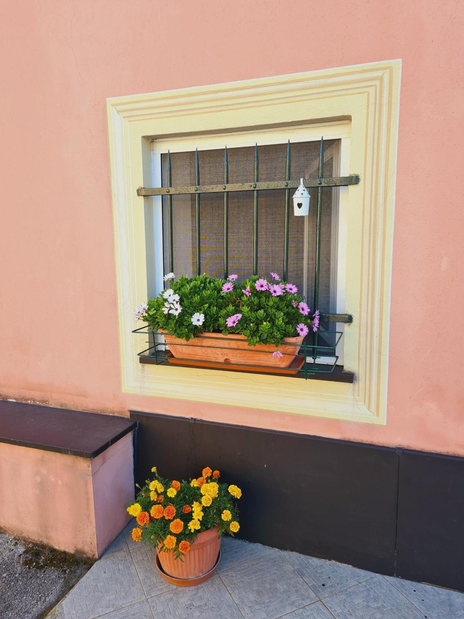 Il Borgo Di Ra Vila San Salvatore  Exterior foto